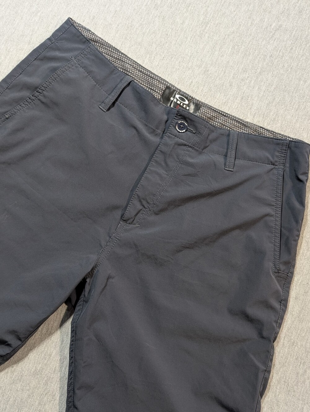 Oakley Lightweight Hiking Hybrid Shorts Men's 34 Grey